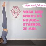Huvudstående och jobb med yogan